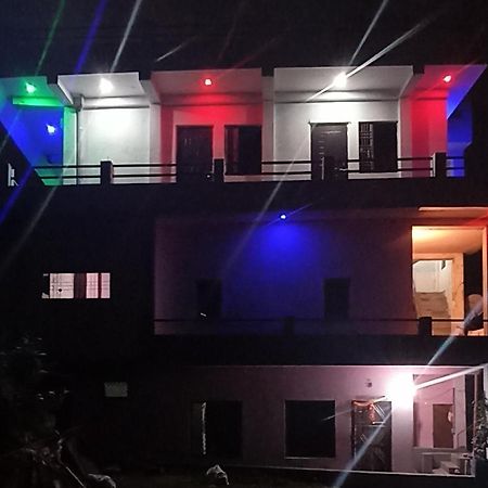 Shree Home Stay Dwarahat Экстерьер фото